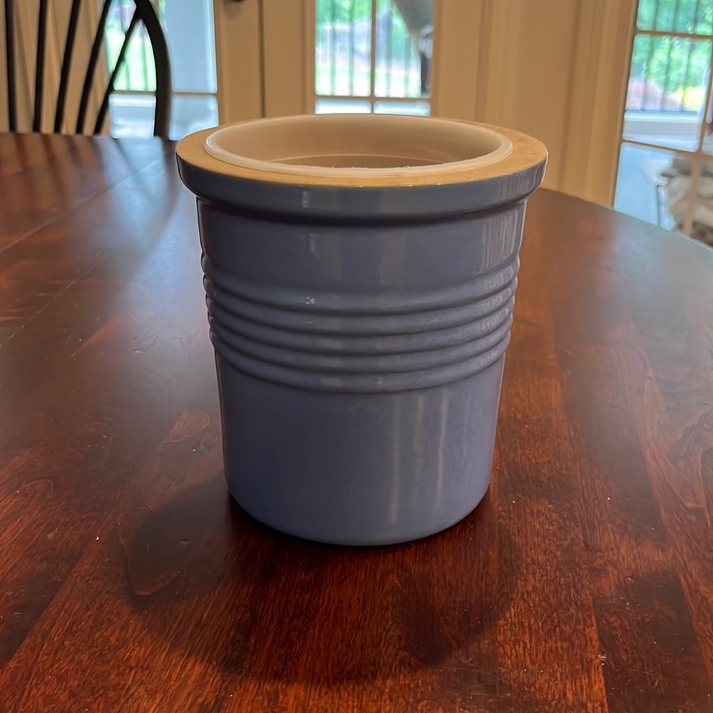 The pampered chef, glazed stoneware